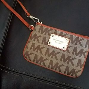 MK- Michael Kors Wristlet
